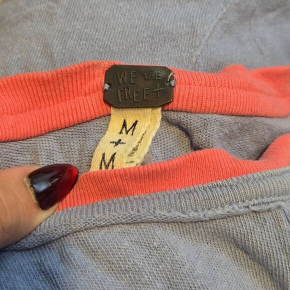 We The Free Women's Size Medium Tank West Coast Boho Festival Graphic Top - Picture 4 of 5